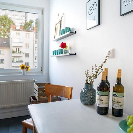 Schone Wohnung In Zentraler Lage 마인츠 외부 사진